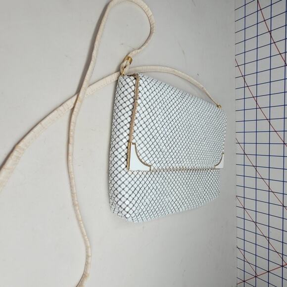 Vintage 80s White Metal Mesh‎ Crossbody Purse Flap Handbag Retro Disco Evening - Picture 5 of 11